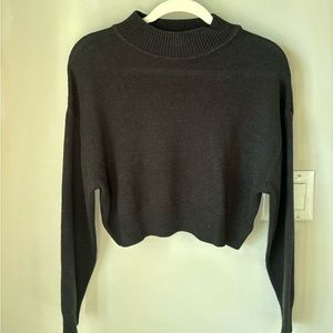 H&M Black Mock Neck Cropped Sweater (S)